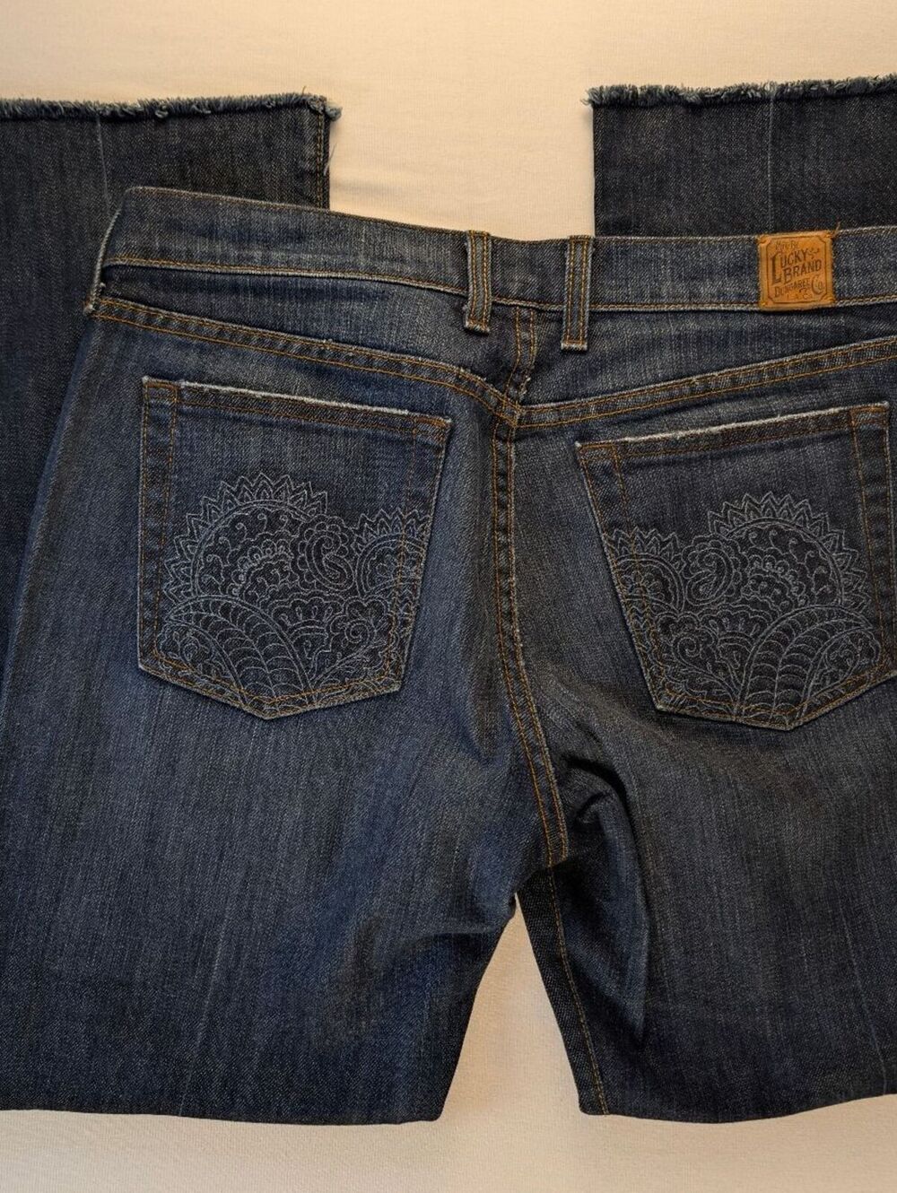 Lucky Brand Women's Blue Denim Jeans Size 12/31 Bootcut Raw Hem